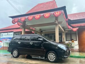 Sumba car hire with private driver for island tour