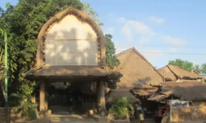 Local Sasak village tours in Lombok, Indonesia, showcasing traditional culture and village life.