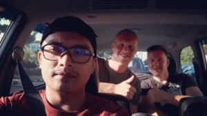 Professional Lombok private driver with comfortable car for island tours